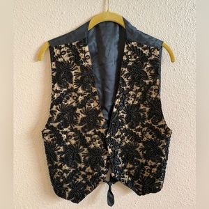 Vintage beaded housecoat / vest 🌴